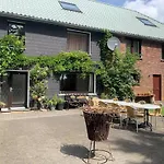 Cozy Holiday Home For 8 In Buellingen