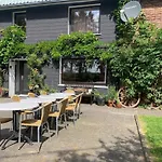 Cozy Holiday Home For 8 In Buellingen 펜션