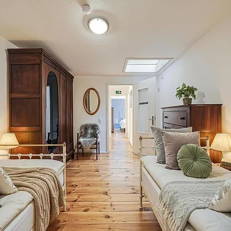 Cozy For 8 In *
